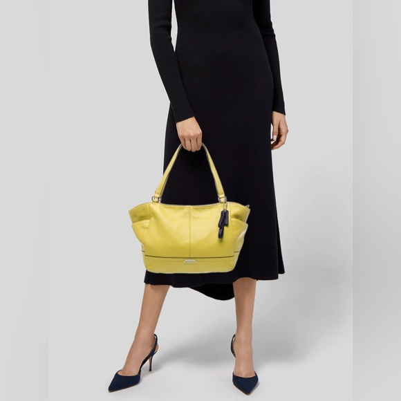 Coach Vibrant Yellow Leather Tote with Purple Tag - Picture 3 of 12